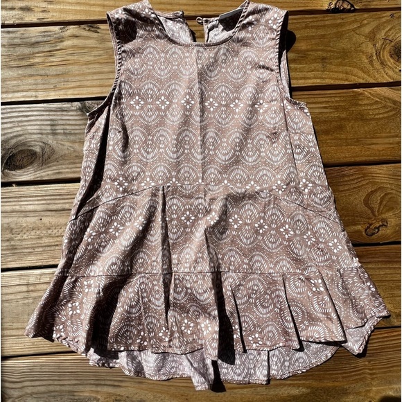 New York & Company tan extra small tank top - Picture 3 of 16